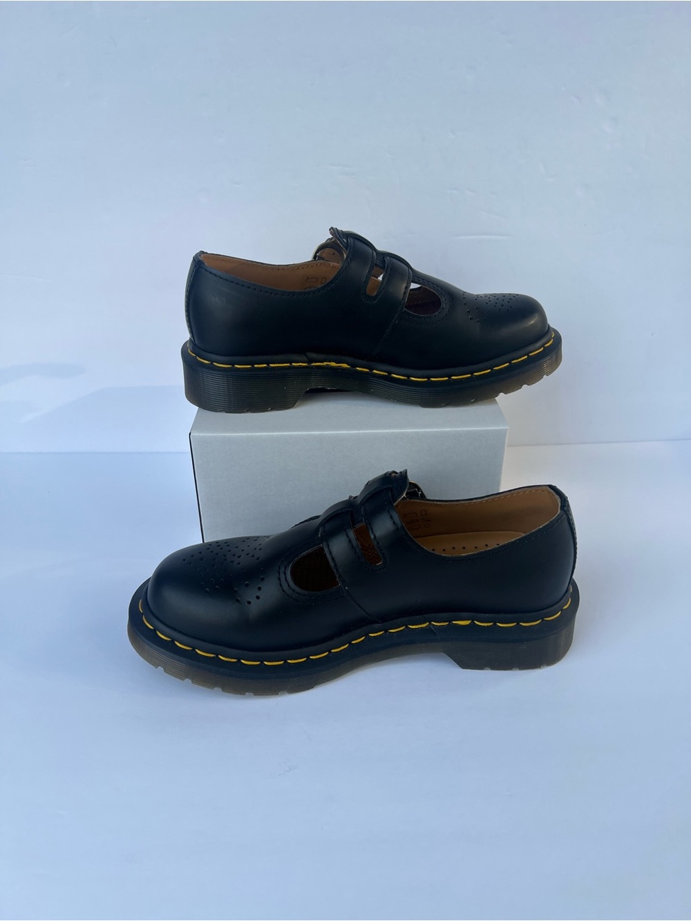 Dr Martens Smooth Leather Mary Jane Black Shoes Sz 6 W - Picture 2 of 9